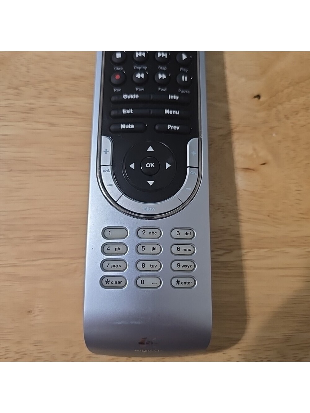 Logitech Harmony 520 Advanced Universal Remote Control - Cleaned & Tested - Picture 3 of 5